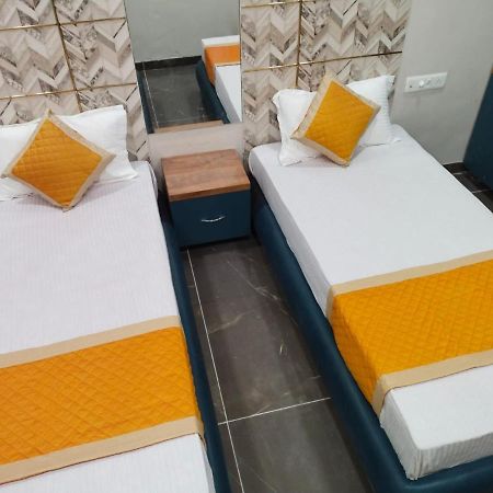 Hotel Dolphin Residency Patan  Exterior photo