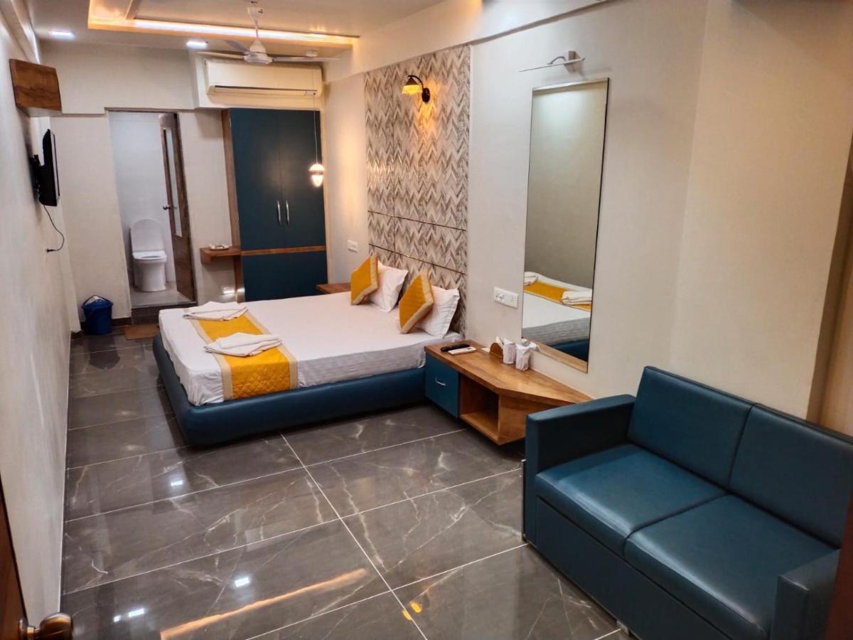 Hotel Dolphin Residency Patan  Exterior photo