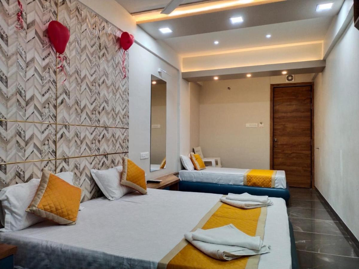 Hotel Dolphin Residency Patan  Exterior photo