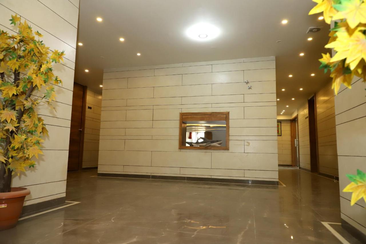 Hotel Dolphin Residency Patan  Exterior photo