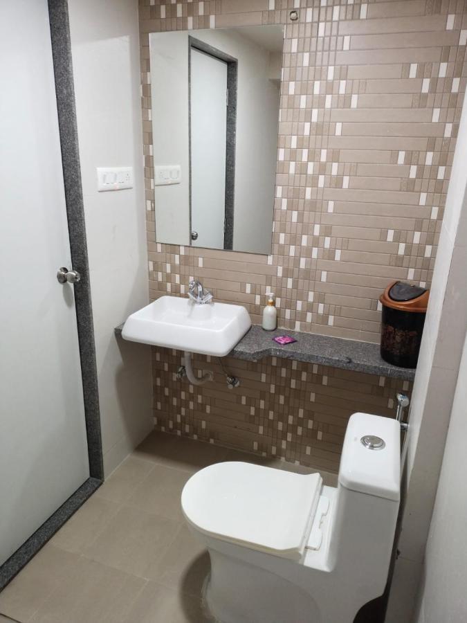 Hotel Dolphin Residency Patan  Exterior photo